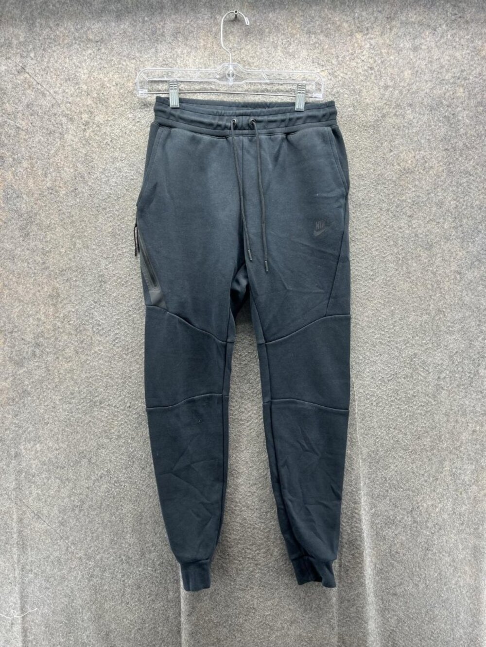 Nike Jogger Sweatpants Mens XS Black Tech Fleece Zip Pocket Tapered Athletic